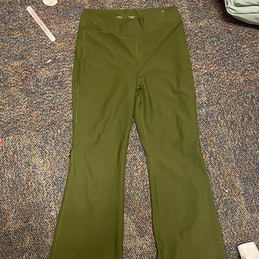 Old Navy Flare Leggings